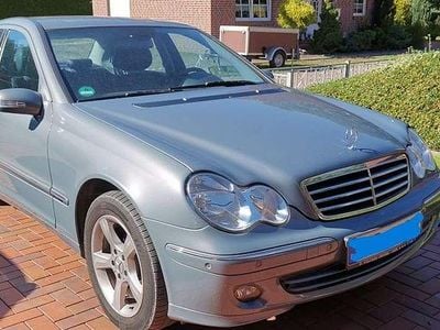 Mercedes C200