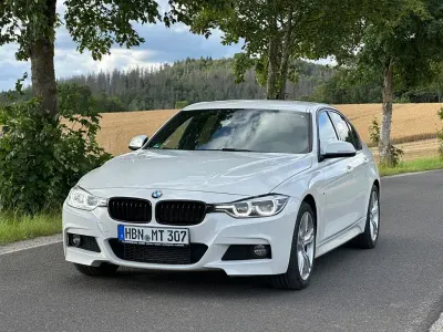 Gebraucht BMW 320 M Sport 190 PS (139 kW) 2016 Weiß Limousine