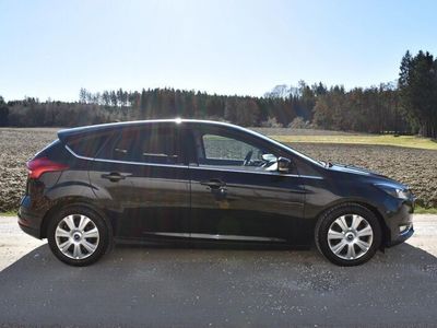 gebraucht Ford Focus Focus1.5 EcoBoost Start-Stopp-System Titanium