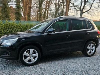 Second-hand VW Tiguan 140 CP (102 kW) 2009 Negru SUV