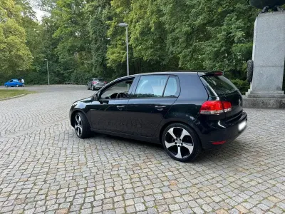 Gebraucht VW Golf VI 110 PS (80 kW) 2009 Schwarz Kleinwagen