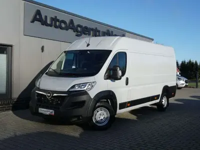Używany Opel Movano 140 KM (102 kW) 2022 Szary Van
