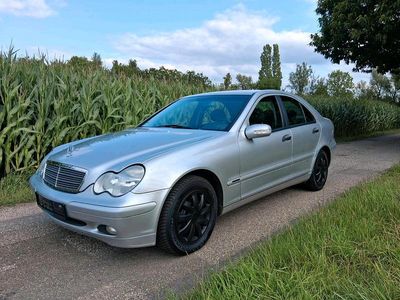 Mercedes C180