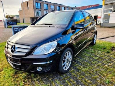 Mercedes B200