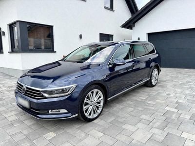 Gebraucht VW Passat Highline 239 PS (175 kW) 2016 Blau Kombi