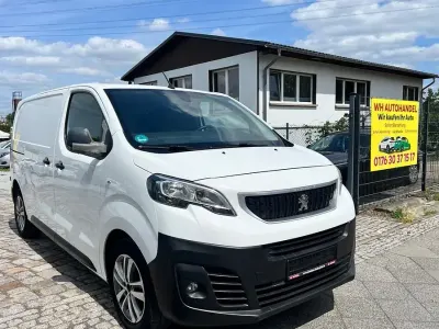 Gebraucht Peugeot Expert Premium 122 PS (89 kW) 2019 Weiß Van