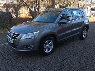 Grau Gebraucht 2008 VW Tiguan Trendline SUV | 8.150 € (Fairer Preis)