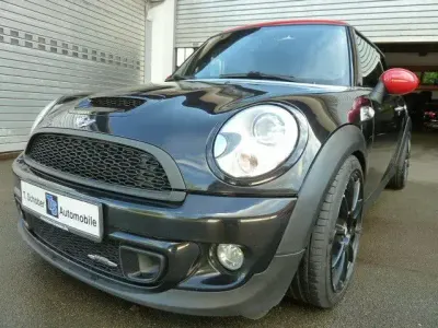 Gebraucht Mini John Cooper Works 211 PS (155 kW) 2010 Schwarz Kleinwagen