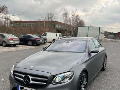 gebraucht Mercedes E400 4Matic 9G-TRONIC AMG Line