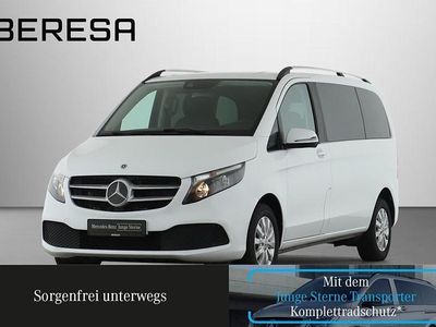Mercedes V220