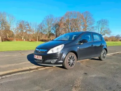 Gebraucht Opel Corsa 80 PS (58 kW) 2009 Schwarz Kleinwagen