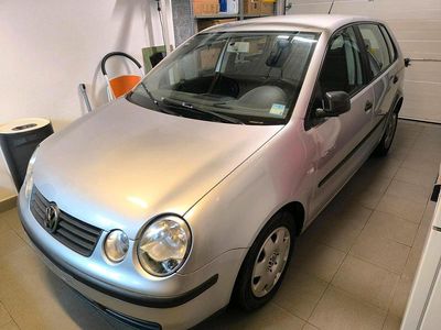 Gebraucht VW Polo 54 PS (39 kW) 2004 Silber Kleinwagen