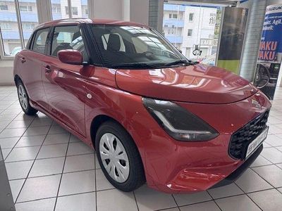 Neu Suzuki Swift Club 83 PS (61 kW) 2026 Orange Kleinwagen