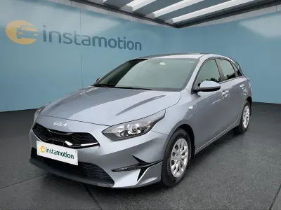 Nouă Kia Ceed 140 CP (102 kW) 2025 Argintiu Hatchback
