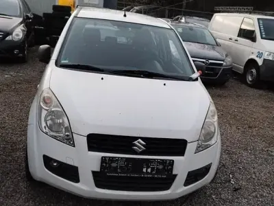 Gebraucht Suzuki Splash 65 PS (47 kW) 2008 Weiß Kleinwagen