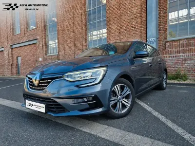 Gebraucht Renault Mégane IV Intens 160 PS (117 kW) 2021 Grau Limousine