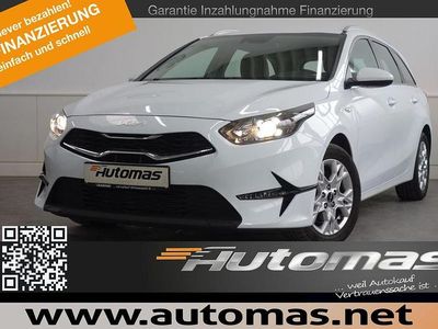 Gebraucht Kia Ceed Vision 160 PS (117 kW) 2022 Cararraweiss Kleinwagen