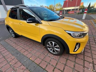 Gelb Gebraucht 2021 Kia Stonic Vision SUV | 14.700 €