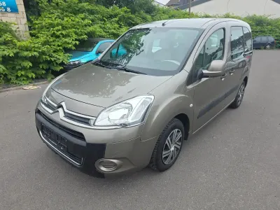 Gebraucht Citroën Berlingo Tendance 120 PS (88 kW) 2013 Nocciola Van / Kleinbus