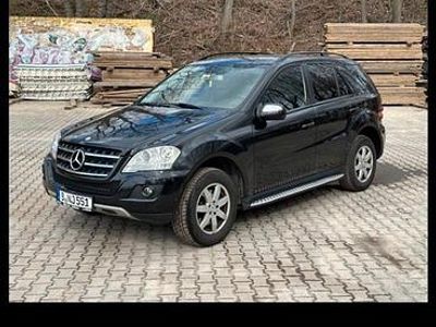Mercedes ML320
