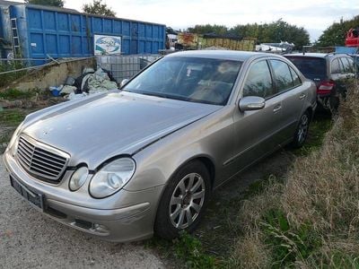 Mercedes E220