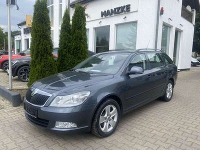 gebraucht Skoda Octavia Combi 1.2 TSI DSG Ambiente / Allwetter