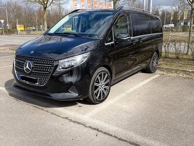 Usata Mercedes V300 Avantgarde 237 CV (174 kW) 2024 Nero Monovolume