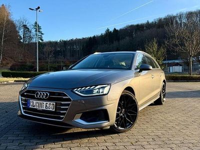 Gebraucht Audi A4 Advanced 190 PS (139 kW) 2019 Grau Kombi