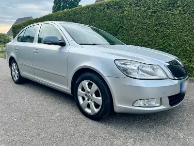 Gebraucht Skoda Octavia 122 PS (89 kW) 2009 Silber Limousine