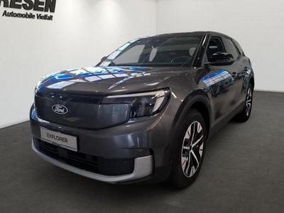 Schwarz Neu 2026 Ford Explorer Extended Range SUV | 41.950 €