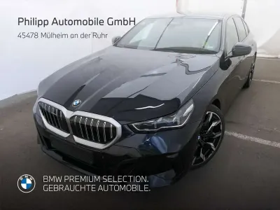 Gebraucht BMW 540 M Sport 303 PS (222 kW) 2025 Carbonschwarz Limousine