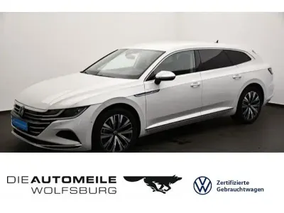Usata VW Arteon Elegance 218 CV (160 kW) 2023 Bianco Station wagon