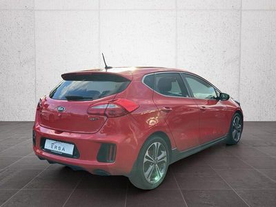 Usado Kia Ceed GT-Line 120 HP (88 kW) 2016 Vermelho Citadino