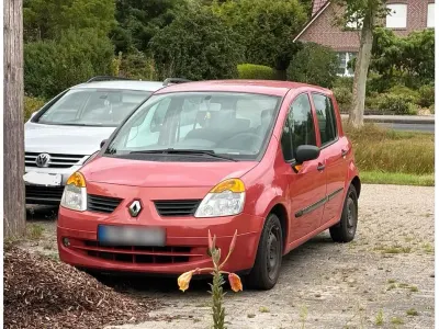Gebraucht Renault Modus Authentique 75 PS (55 kW) 2005 Rot Van / Kleinbus