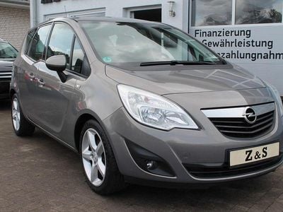 Braun Gebraucht 2012 Opel Meriva Edition Van / Kleinbus | 3.000 € (Fairer Preis)
