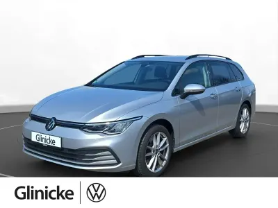 Gebraucht VW Golf VIII Life 150 PS (110 kW) 2022 Reflexsilber metallic Kombi
