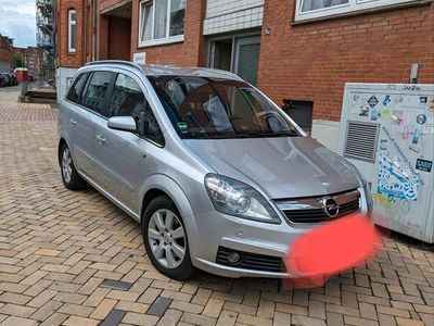 gebraucht Opel Zafira 2.2 Automatik Cosmo