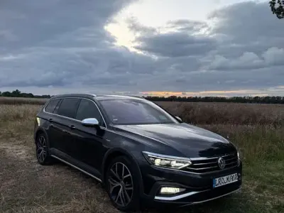 Gebraucht VW Passat Alltrack 190 PS (139 kW) 2019 Grau Kombi