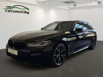 Gebraucht BMW 540 M Sport 333 PS (244 kW) 2021 Black sapphire metallic Kombi