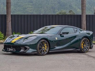 Grün Gebraucht 2023 Ferrari 812 | 1.549.000 €