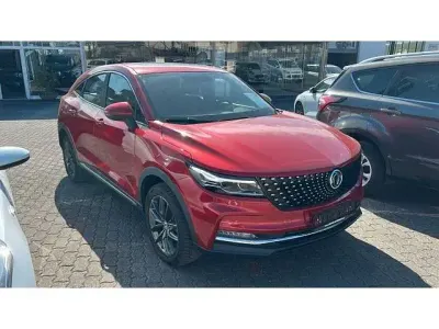 Gebraucht DFSK Fengon 137 PS (100 kW) 2024 Rot SUV