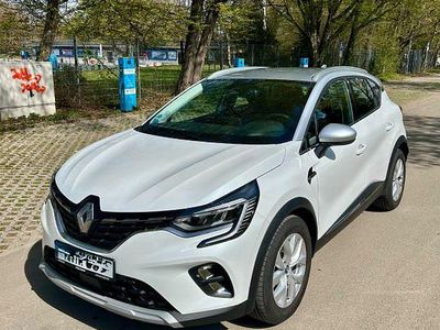 Gebraucht Renault Captur Intens 158 PS (116 kW) 2021 Weiß SUV