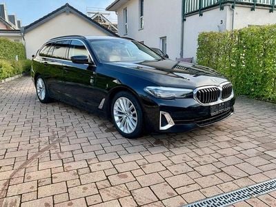 Gebraucht BMW 520 Luxury Line 190 PS (139 kW) 2022 Schwarz Kombi