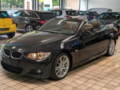Gebraucht BMW 320 Cabriolet M Sport 170 PS (125 kW) 2008 Schwarz Cabrio