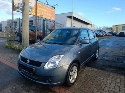 Usata Suzuki Swift Comfort 92 CV (67 kW) 2007 Grigio Utilitaria