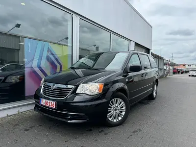 Gebraucht Lancia Voyager Silver 177 PS (130 kW) 2014 Schwarz Van / Kleinbus