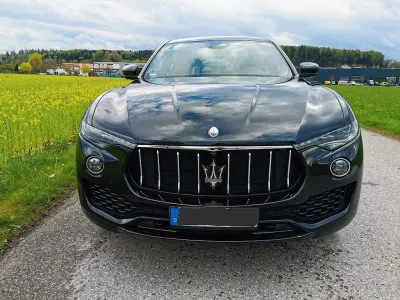 Gebraucht Maserati Levante 349 PS (256 kW) 2019 Schwarz SUV