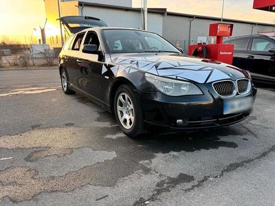 BMW 525