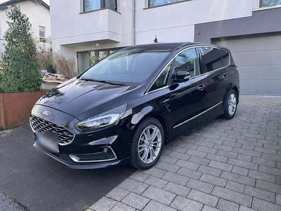 Schwarz Gebraucht 2020 Ford S-MAX Vignale Van / Kleinbus | 24.000 € (Teuer)