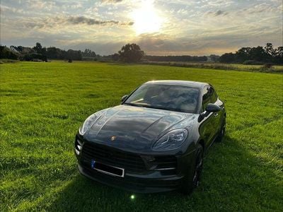 Porsche Macan S